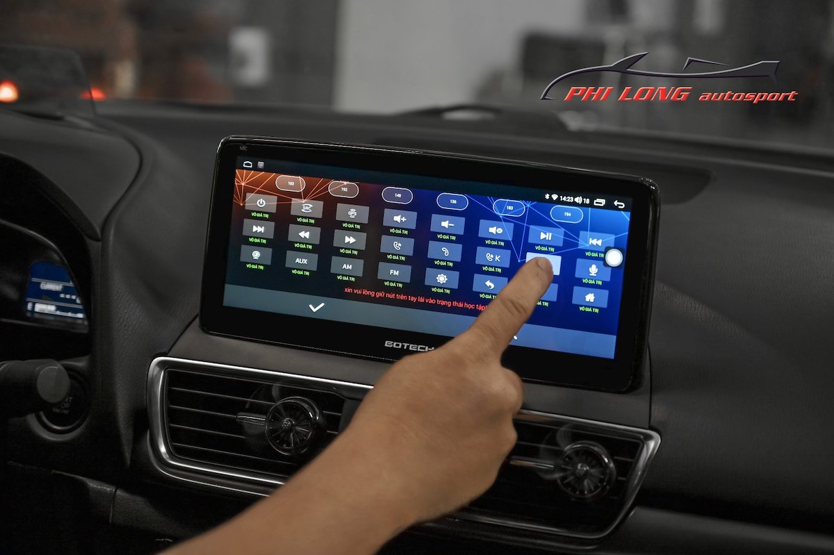 man-hinh-khoi-android-xe-mazda3-2