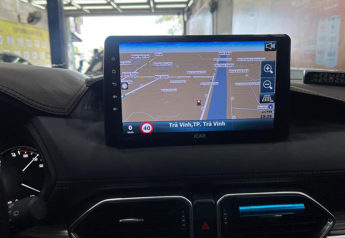 man-hinh-android-lien-khoi-mazda-cx8-1