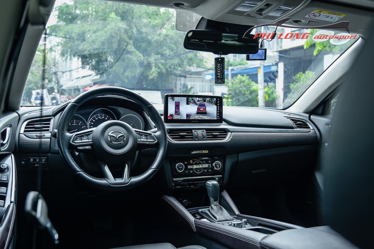 man-hinh-mazda-6-7