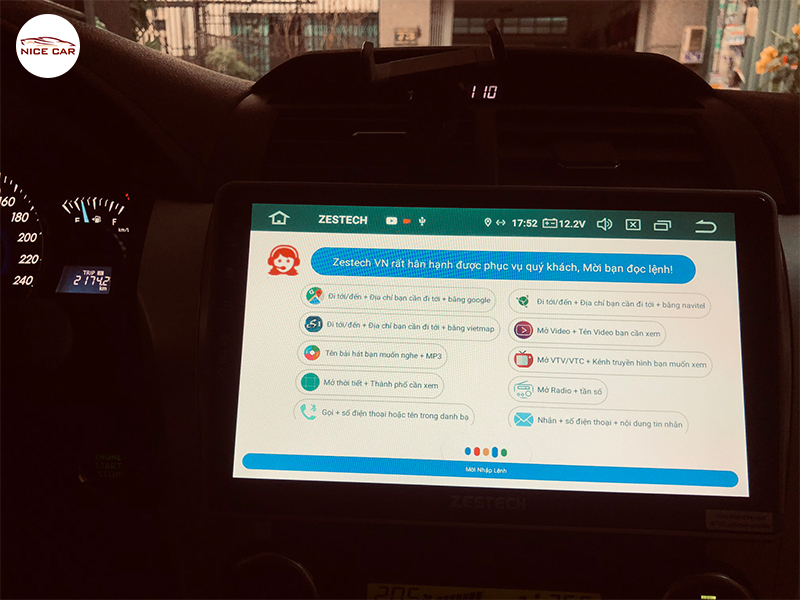 Toyota Camry lap màn hình Zestech Z800 Pro