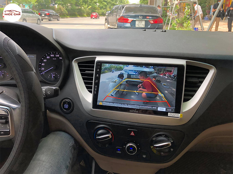 Man hinh Android xe Hyundai Accent 2021