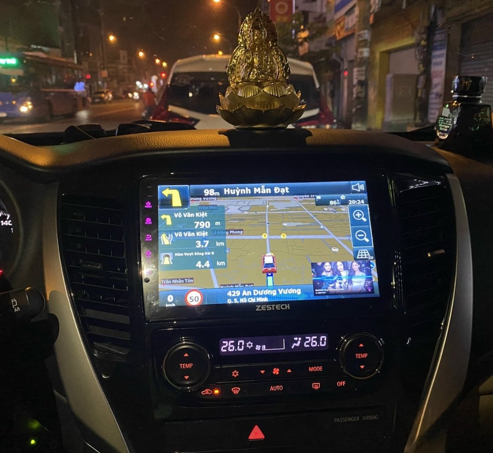 man-hinh-zestech-z900-cong-nghe-tuyet-dinh-11