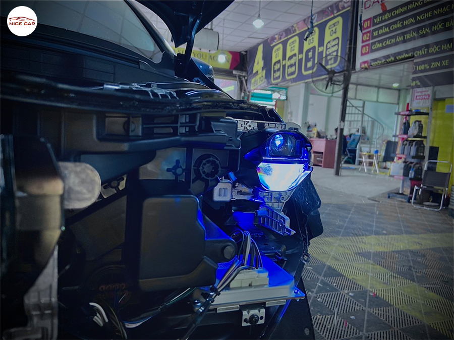Đen_Laser_Megalodon_Kia_Carnival