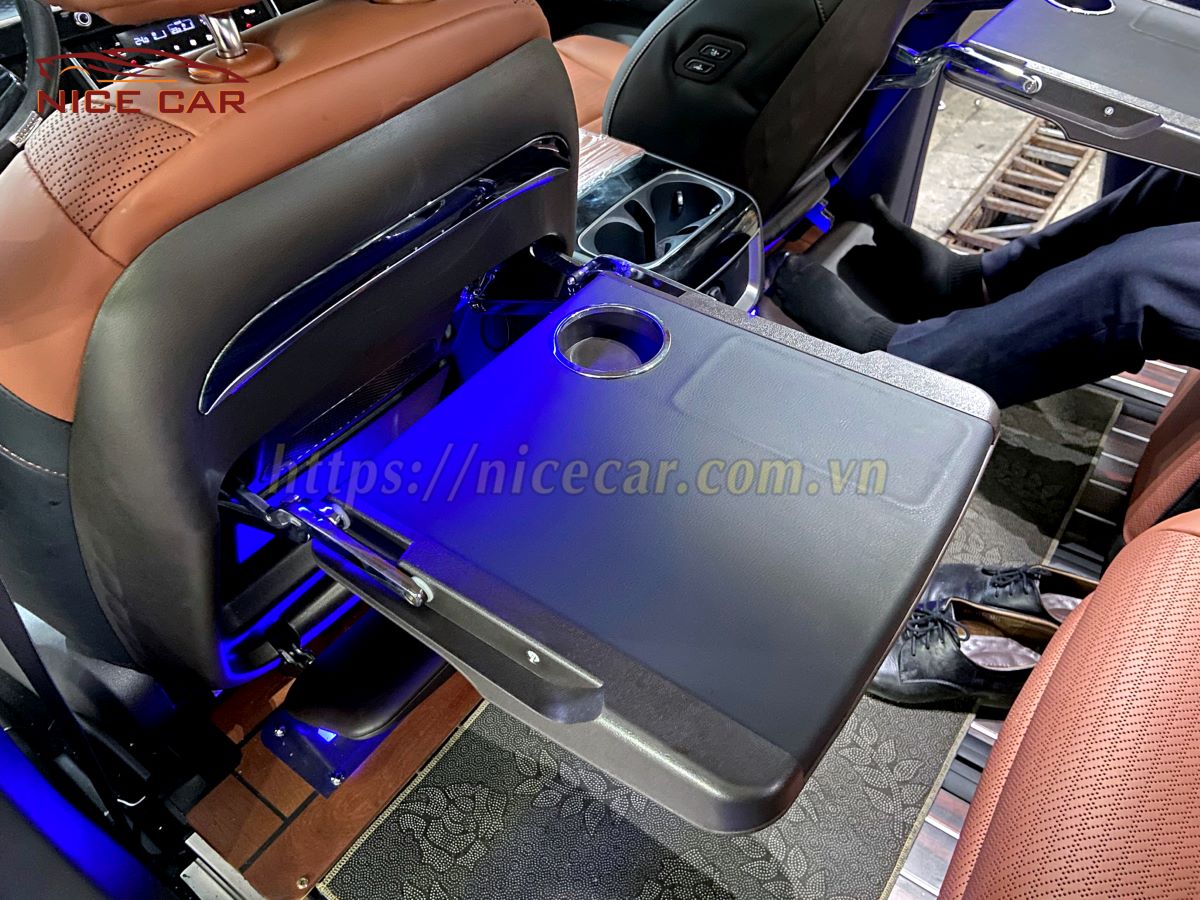 ban-lam-viec-ban-an-cho-kia-carnival-6