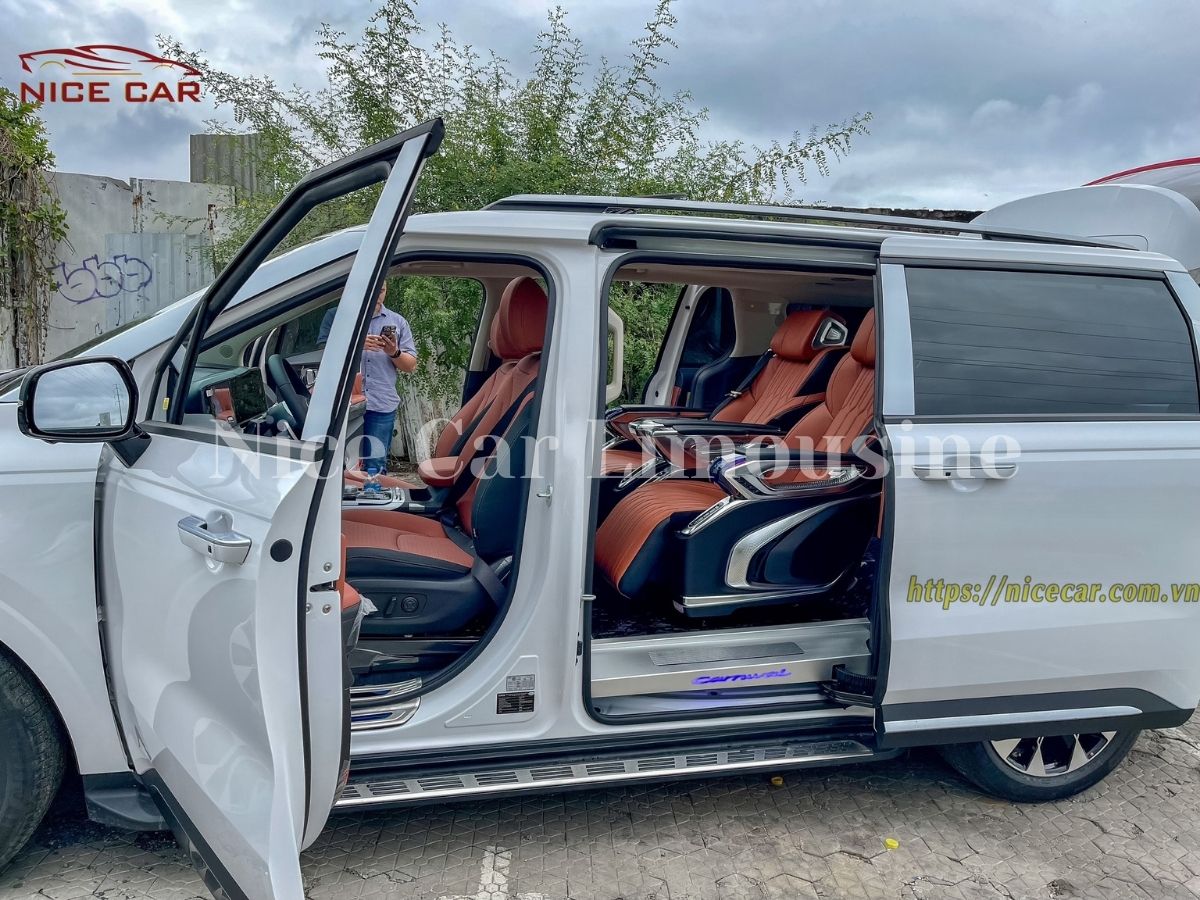 mau-ghe-limousine-crystal-throne-4.0-3