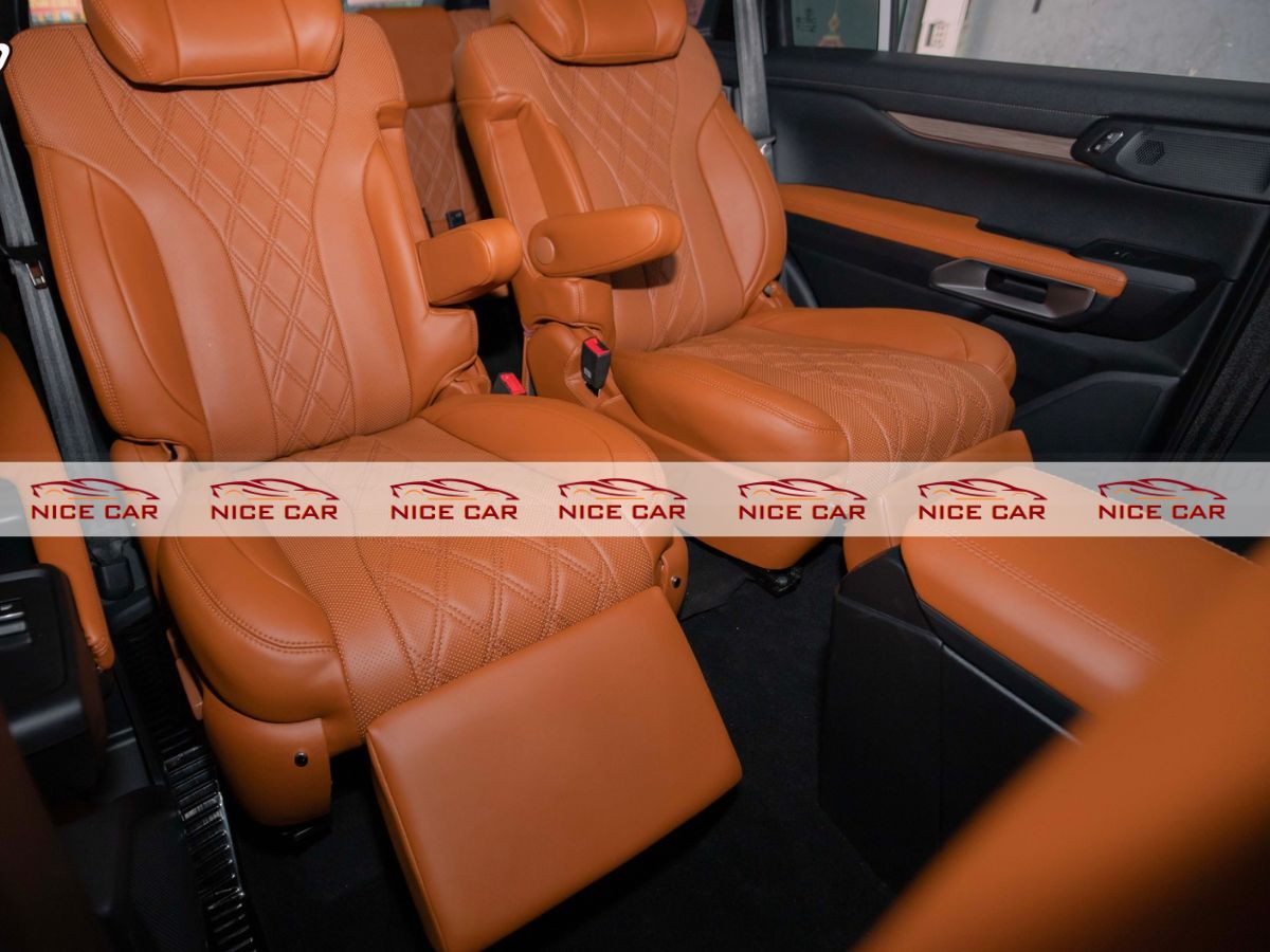 do-ghe-limousine-ford-everest-3