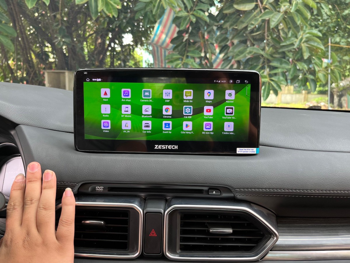 man-hinh-android-zestech-mazda-6
