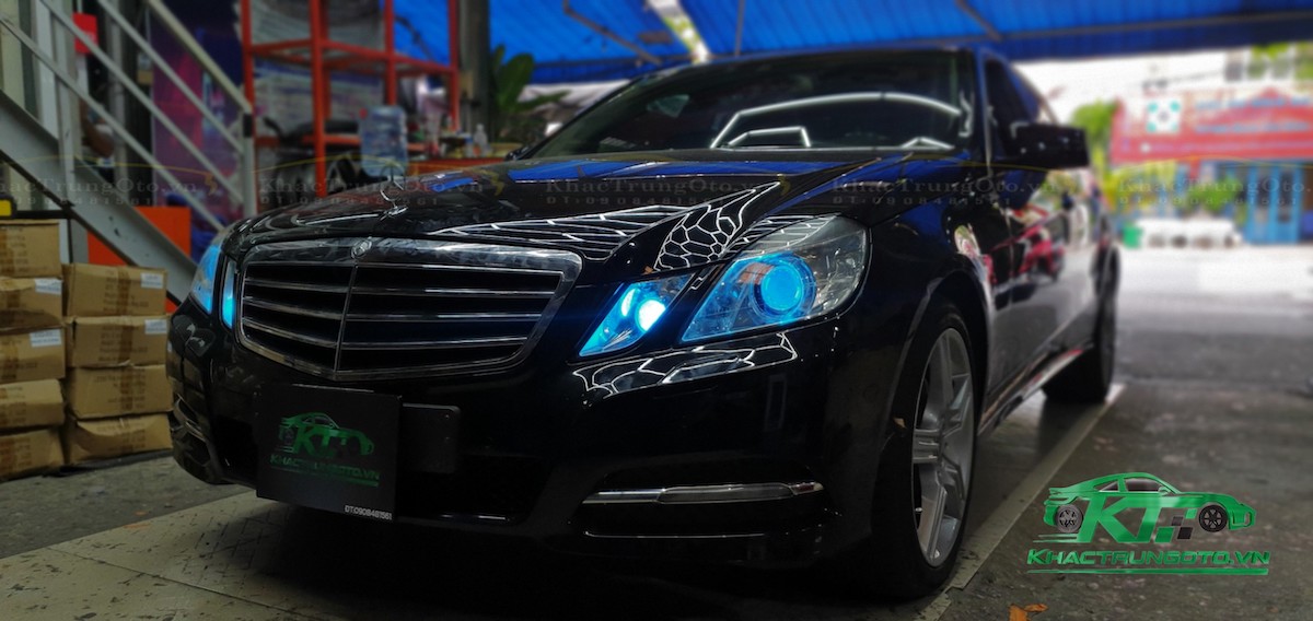 do-den-cho-e-class-bang-bi-laser-omega-domax-light-9