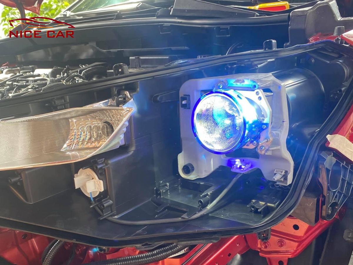 do-den-corolla-cross-2020-3