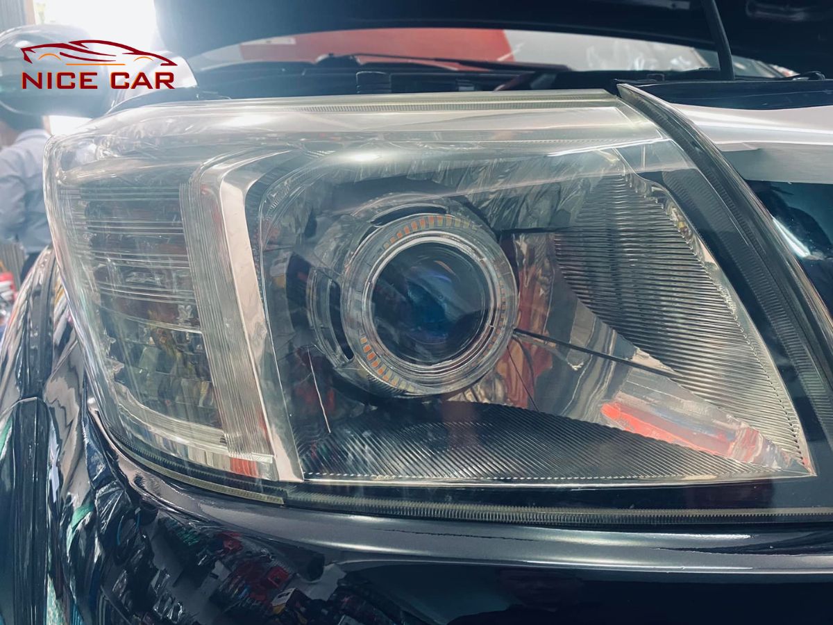 do-den-toyota-hilux-2012-2015-4