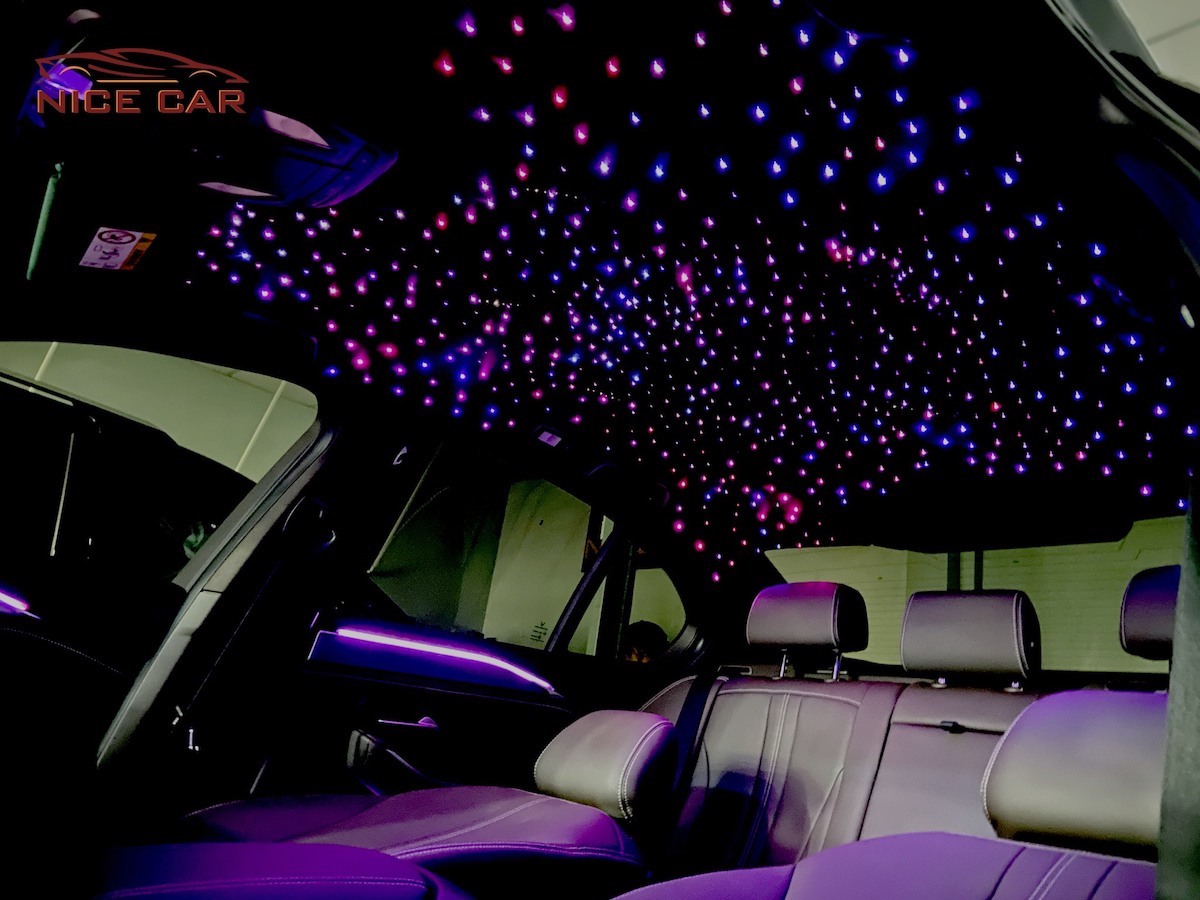 do-ghe-limosuine-kia-carnival-phien-ban-mau-kem-trang-22