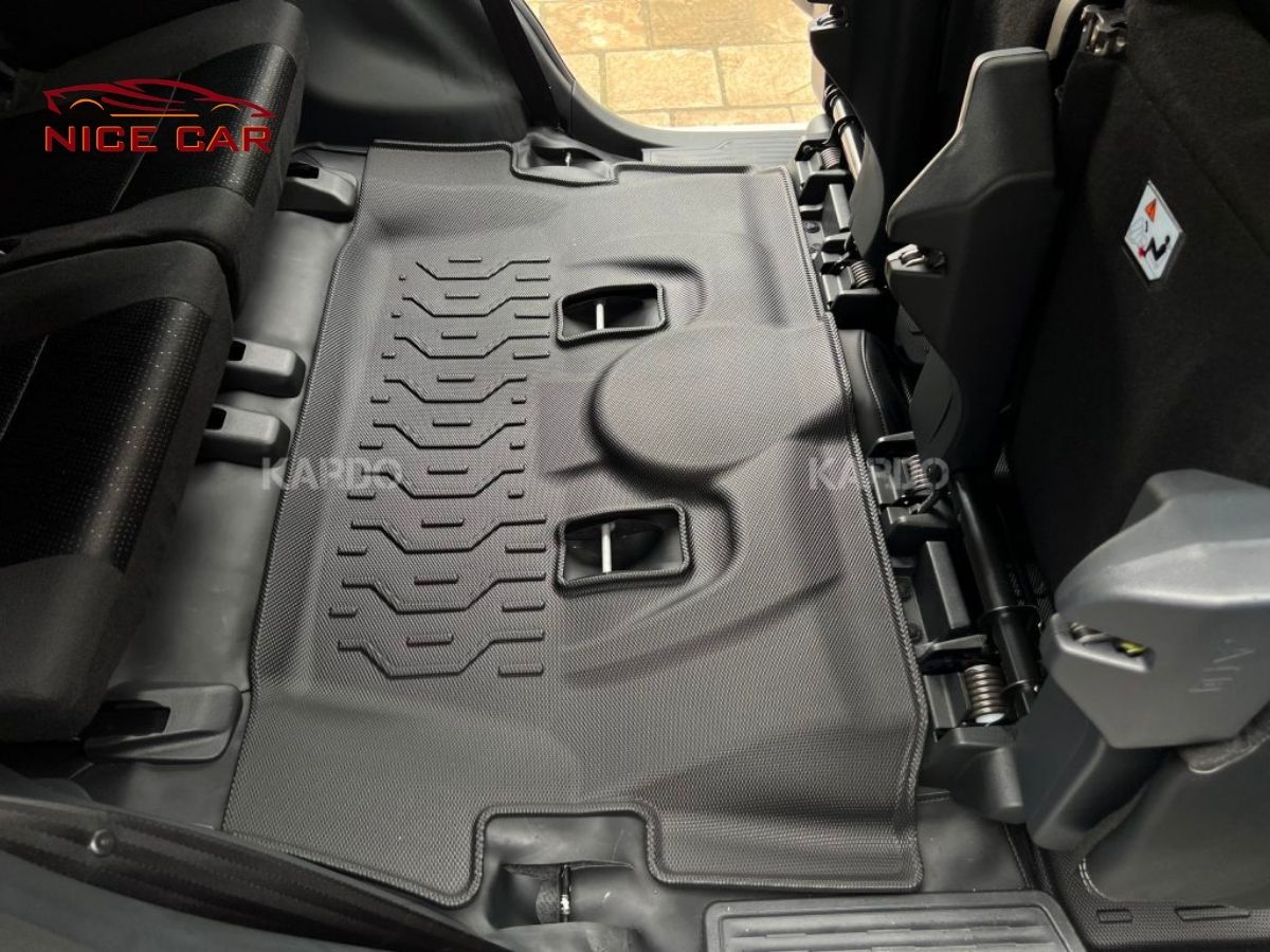 tham-san-kardo-cho-toyota-veloz-cross-2022-2