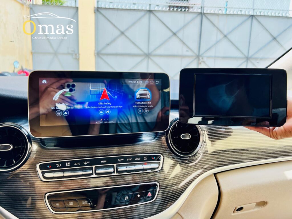 man-hinh-omas-mercedes-v250-1