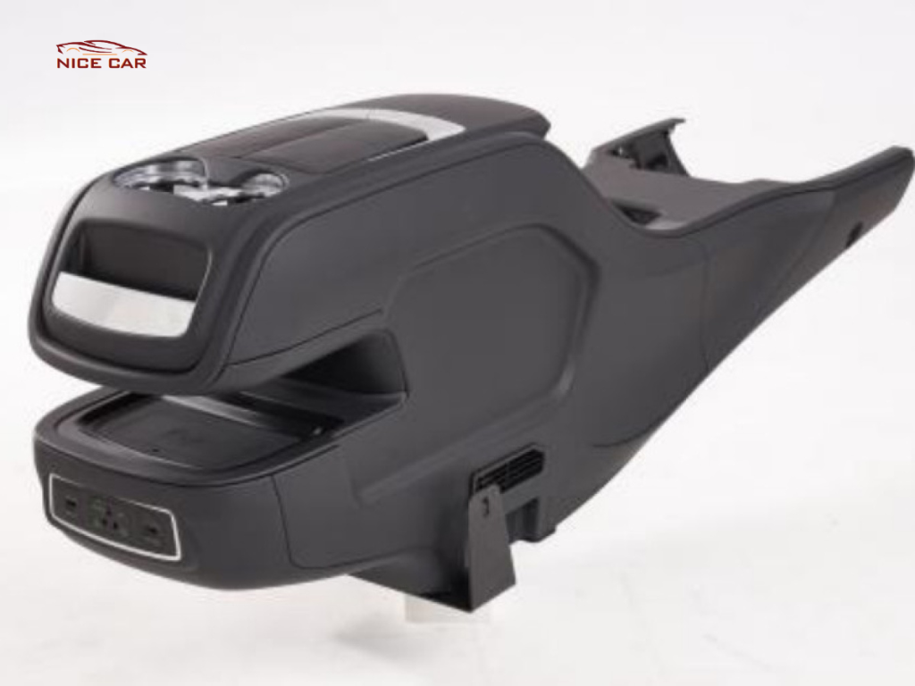Tủ lạnh trên xe Mercedes
