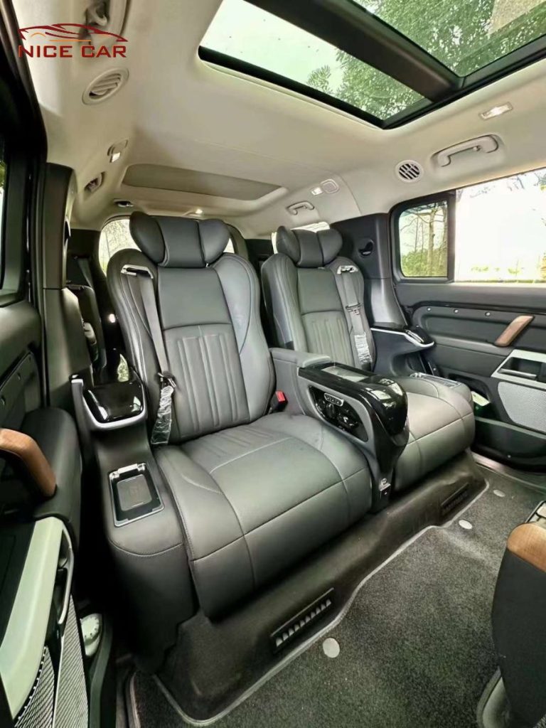 do-ghe-limousine-range-rover-defender-2024-1