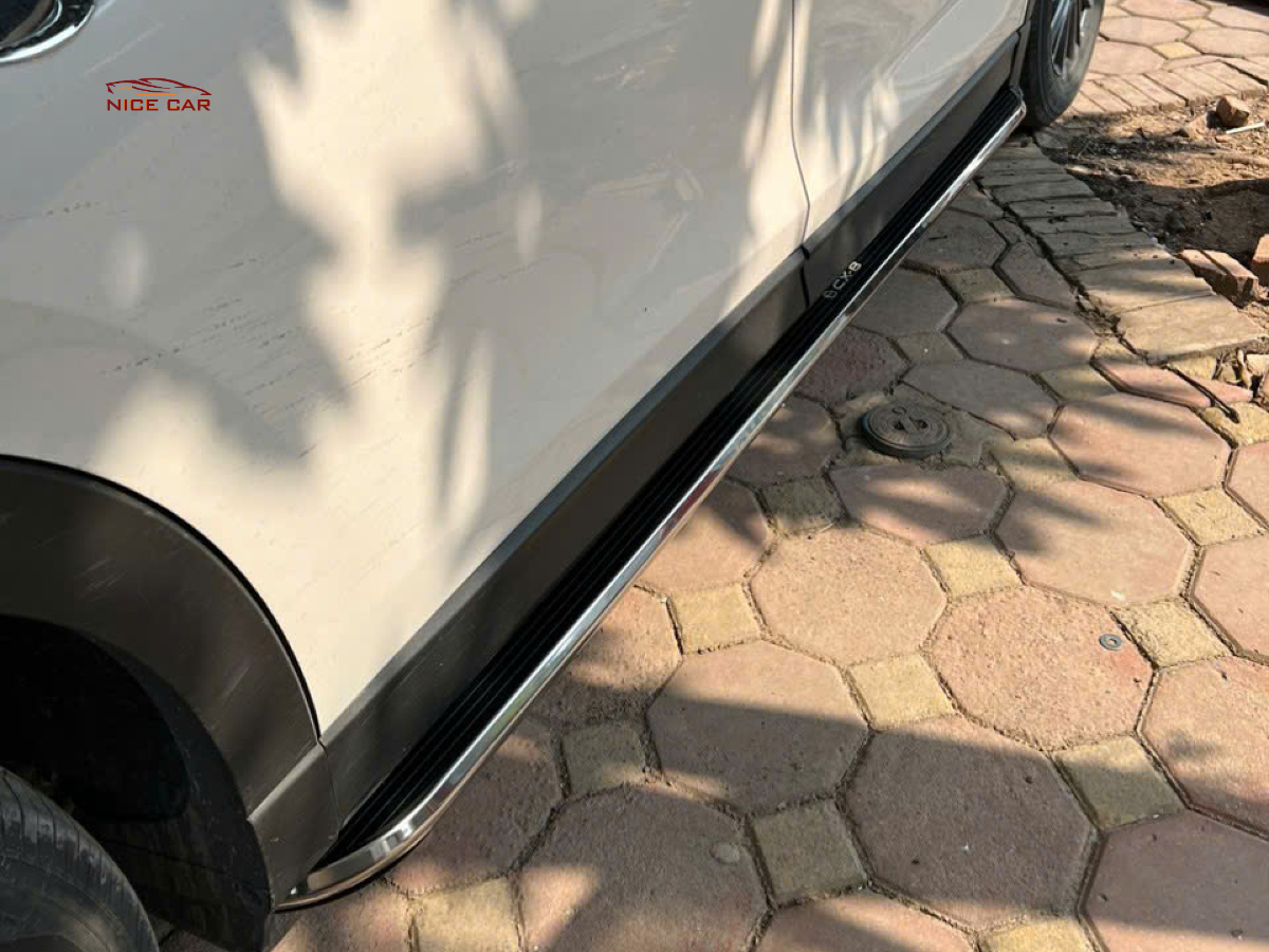 Bệ bước điện CX8 