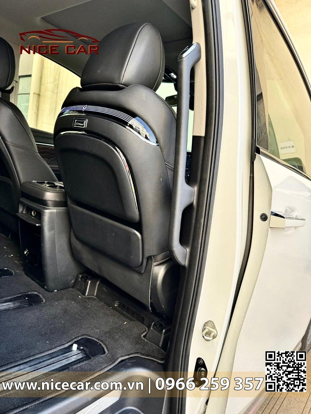 bàn làm việc ốp lưng ghế xe byd m9